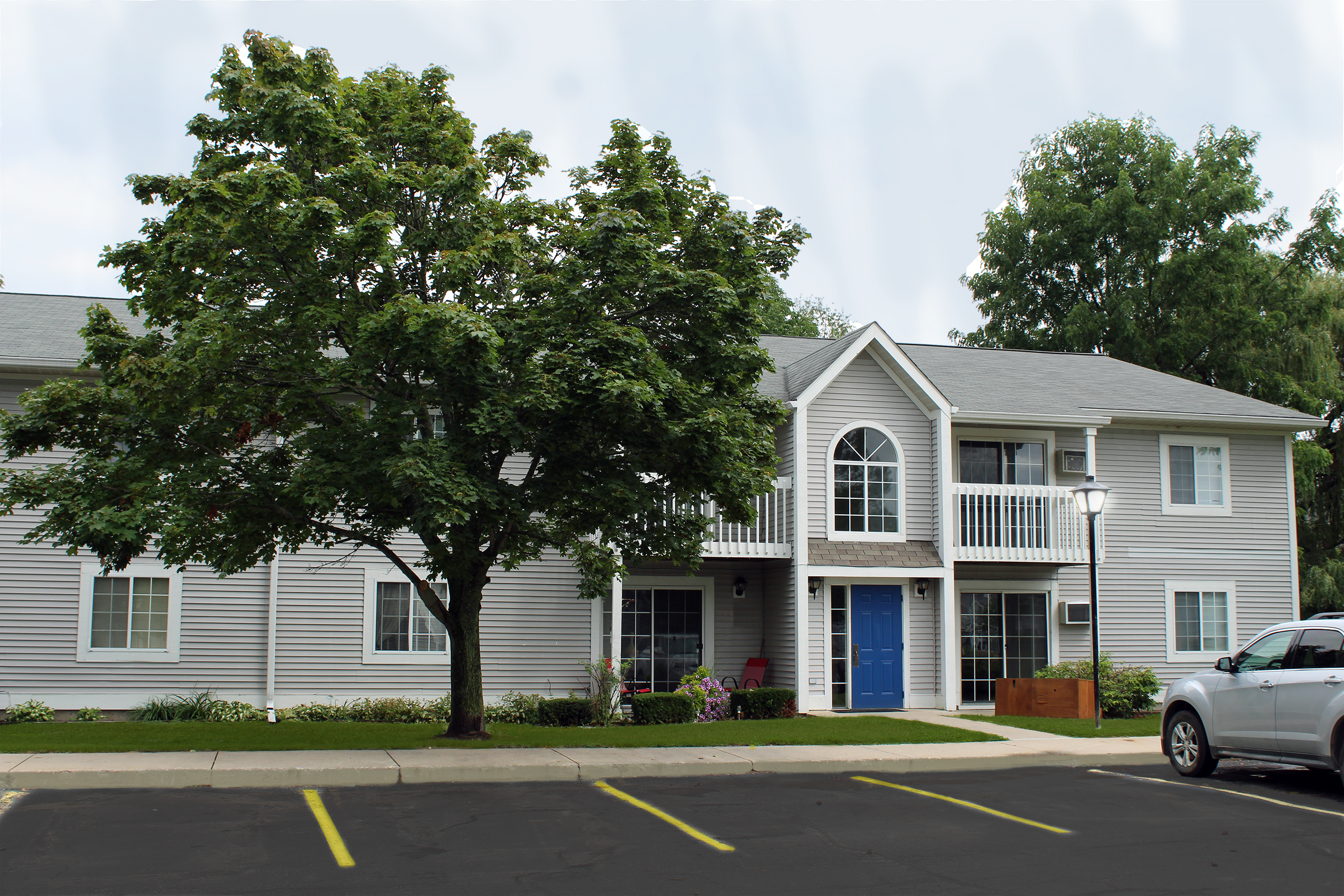 Coloney Apartments